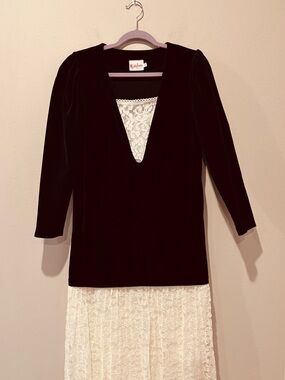 Vintage Misty Lane Black Velvet Cream Lace Dress Size 7/8 Classic Retro Feminine